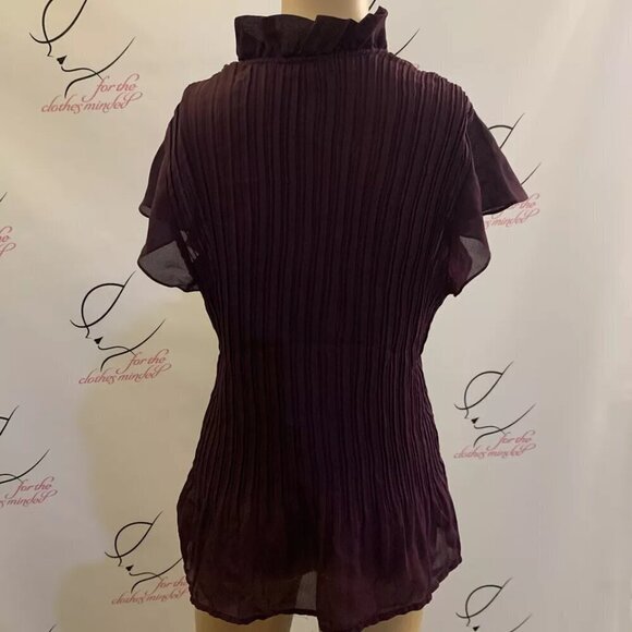 East 5th, Size 8. Ruffle Ruched Blouse Top. Crinkle Button Up. Purple. B70 - Picture 4 of 7